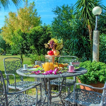 Hostly - Country House Donoratico - Only For Families Екстер'єр фото