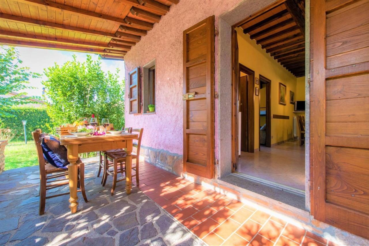 Hostly - Country House Donoratico - Only For Families Екстер'єр фото