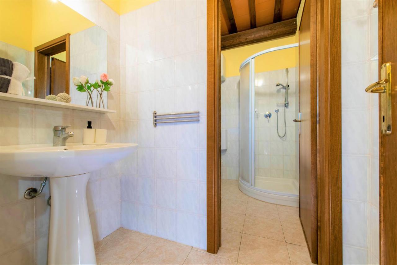 Hostly - Country House Donoratico - Only For Families Екстер'єр фото