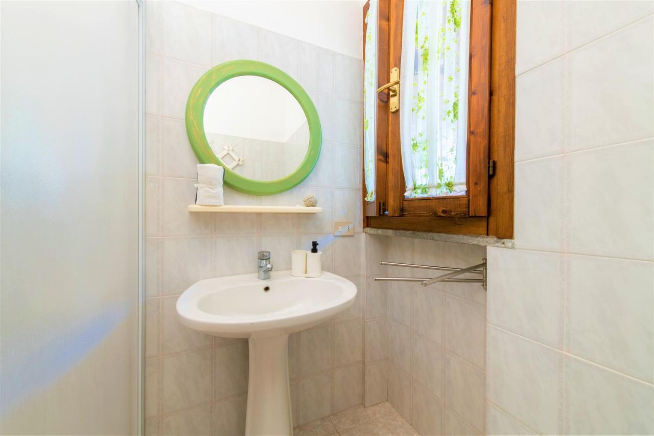 Hostly - Country House Donoratico - Only For Families Екстер'єр фото