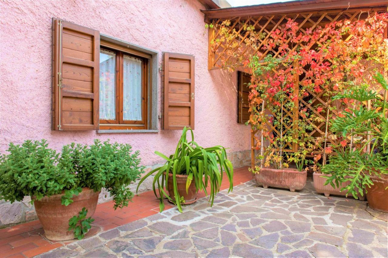 Hostly - Country House Donoratico - Only For Families Екстер'єр фото