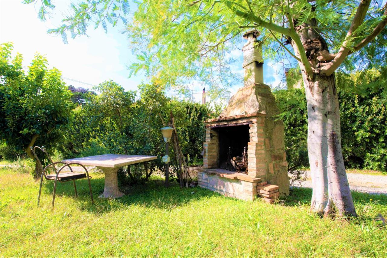 Hostly - Country House Donoratico - Only For Families Екстер'єр фото