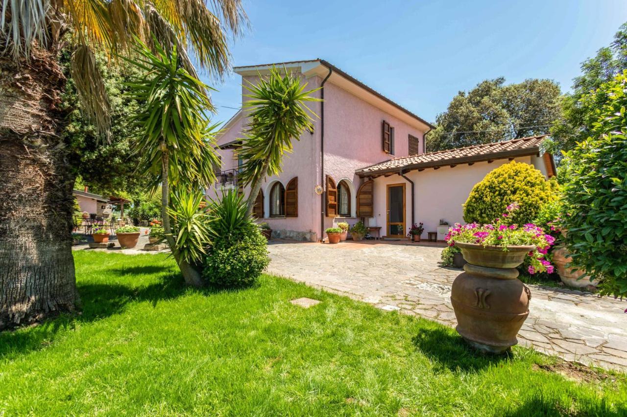 Hostly - Country House Donoratico - Only For Families Екстер'єр фото