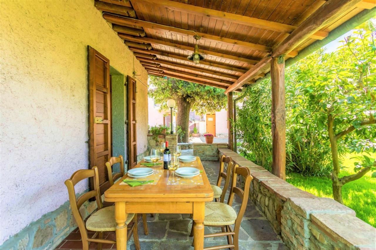 Hostly - Country House Donoratico - Only For Families Екстер'єр фото