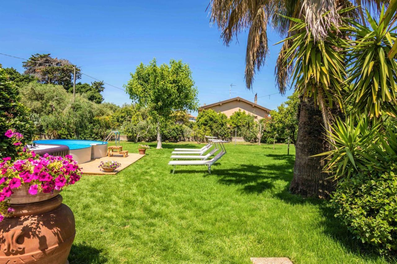Hostly - Country House Donoratico - Only For Families Екстер'єр фото